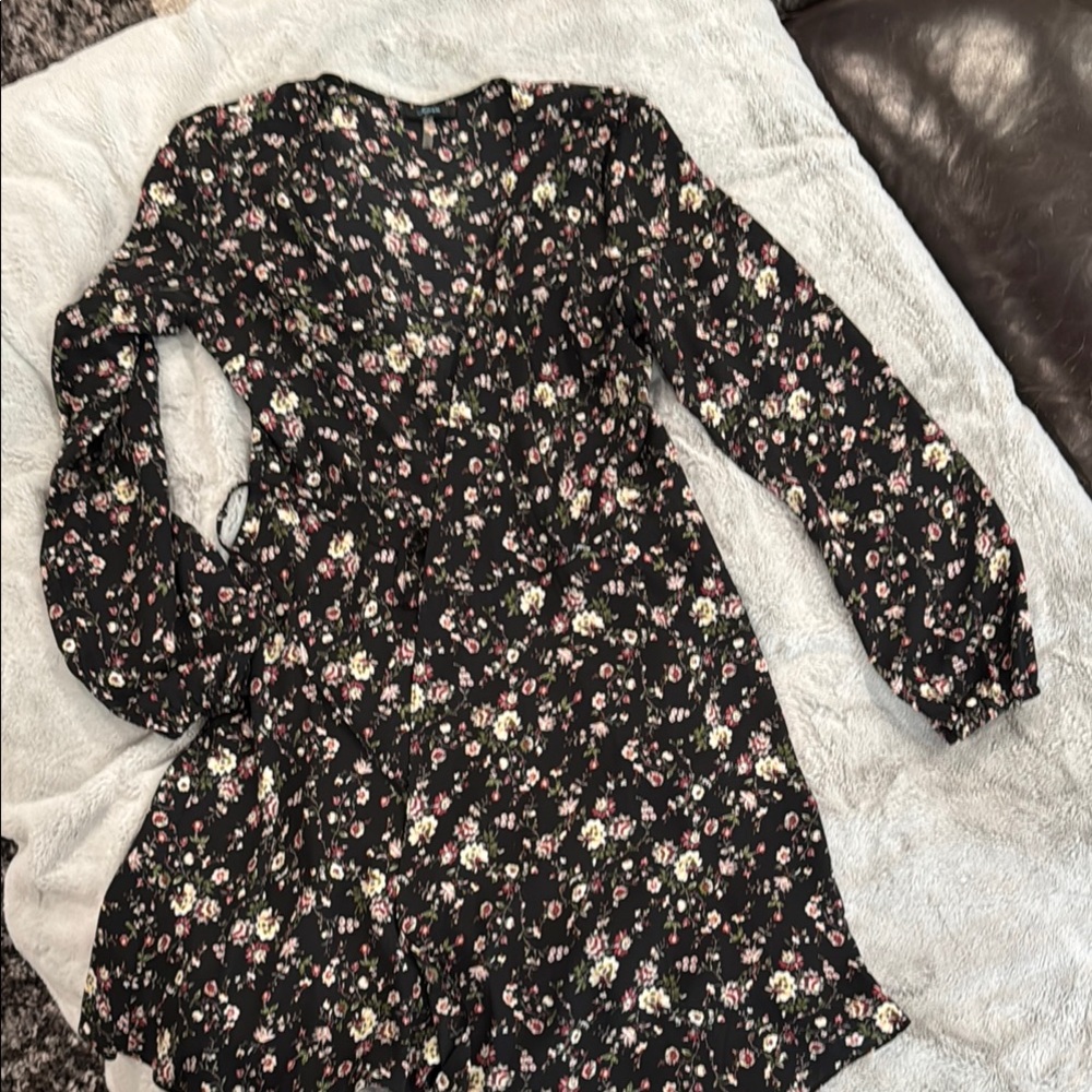 Soprano Black Floral Dress